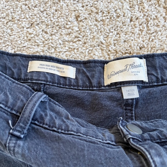 Universal Thread High Rise Midi Shorts - Picture 2 of 6